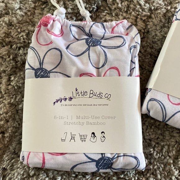 Little Buds Co- While Flower Bamboo Swaddle & Cover - Picture 2 of 5